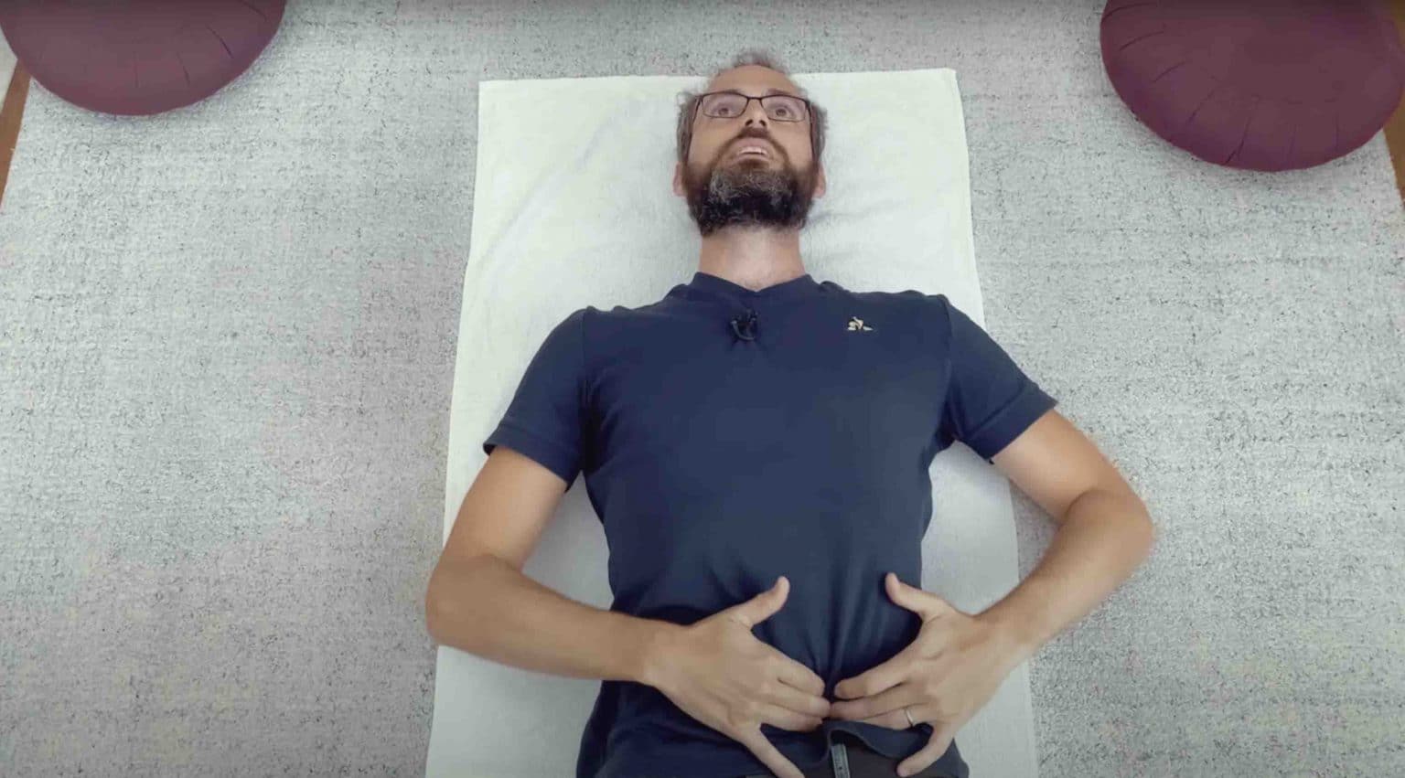 Comment masser le ventre ? Constipation, ballonnement, douleur de ventre